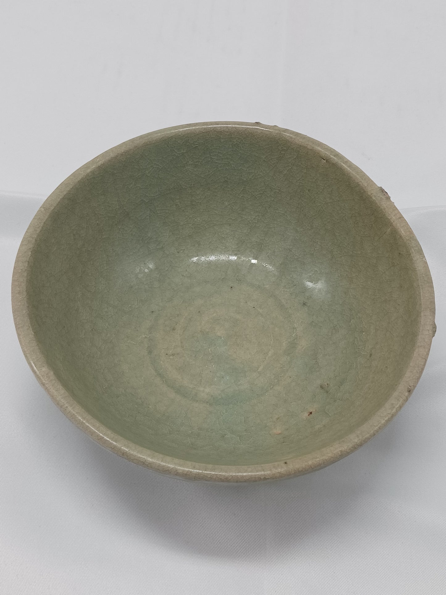 元代龍泉窑青釉菊瓣紋瓷碗 ( 2404003 )