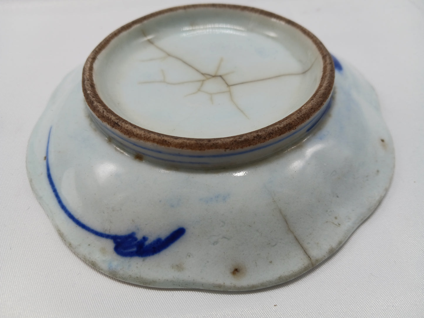 Blue and white flower twisted small porcelain bowl and small porcelain plate (2404008)