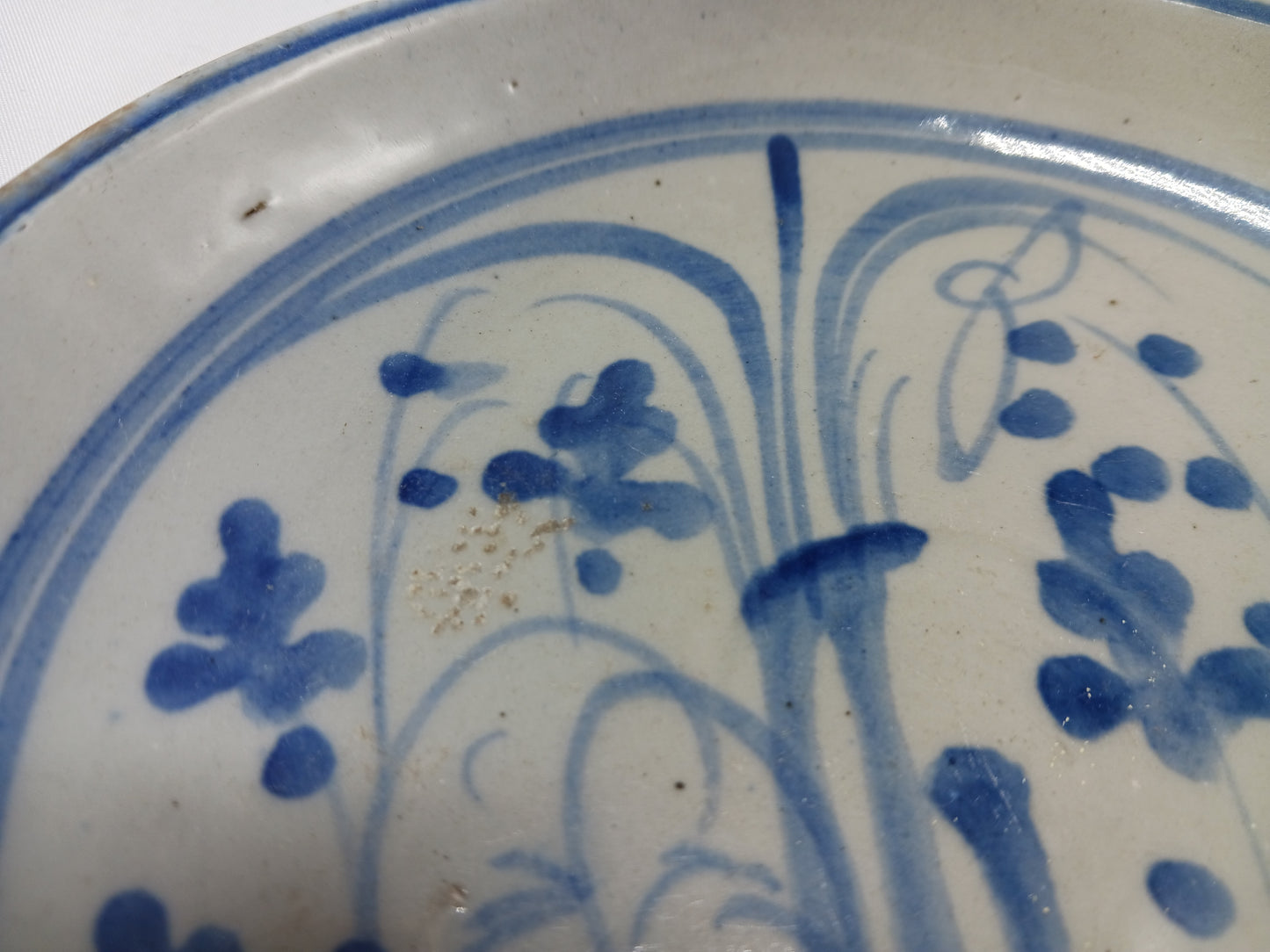 清中期青花佰壽紋盤,一束蓮紋碟和纏枝花卉紋小碟1796-1850年 ( 2404014 )