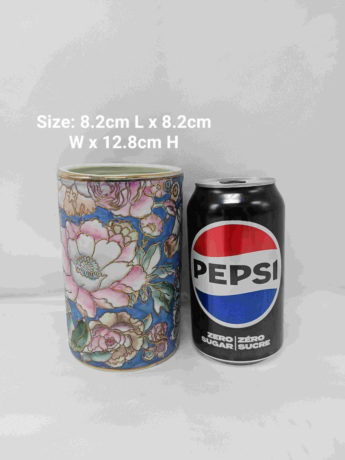 上世紀70年代澳門製描金仿琺瑯彩筆筒瓷器1960至1970年 ( 2404044)