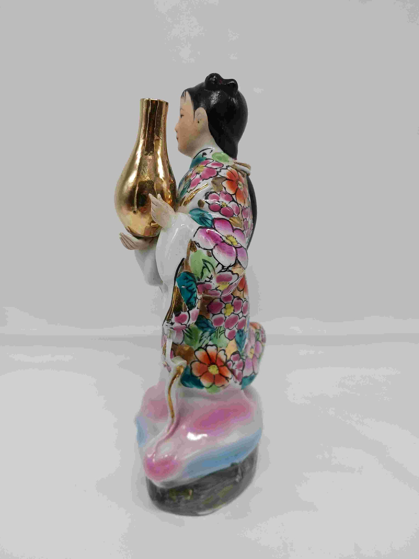 20世紀中後期仿同治粉彩雙耳瓶,粉彩玉女像 ( 2404055)