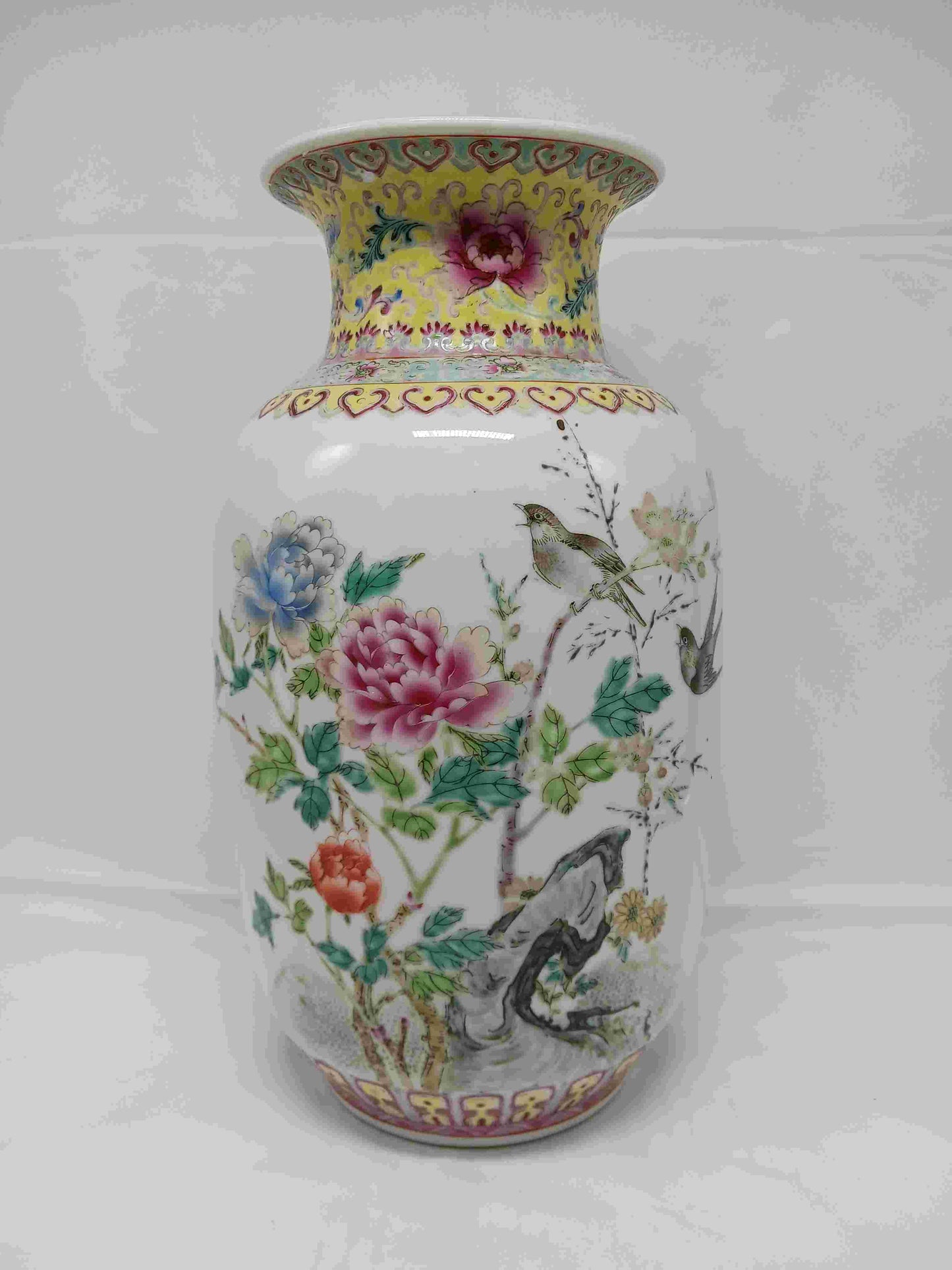 20世紀中期粉彩花鳥紋瓶 ( 2404056)