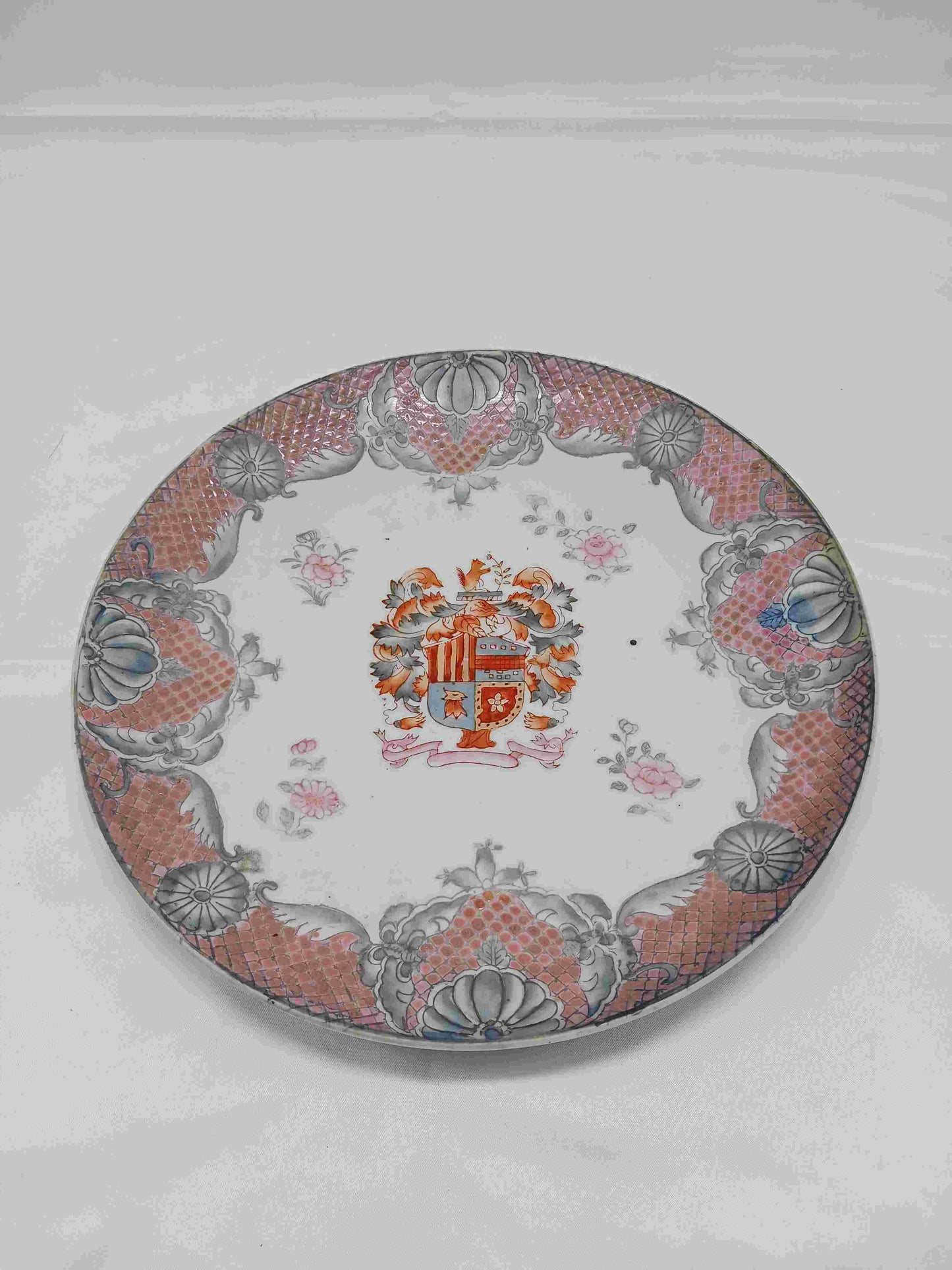 清代廣彩紋章瓷盤1644-1911年 ( 2404063 )