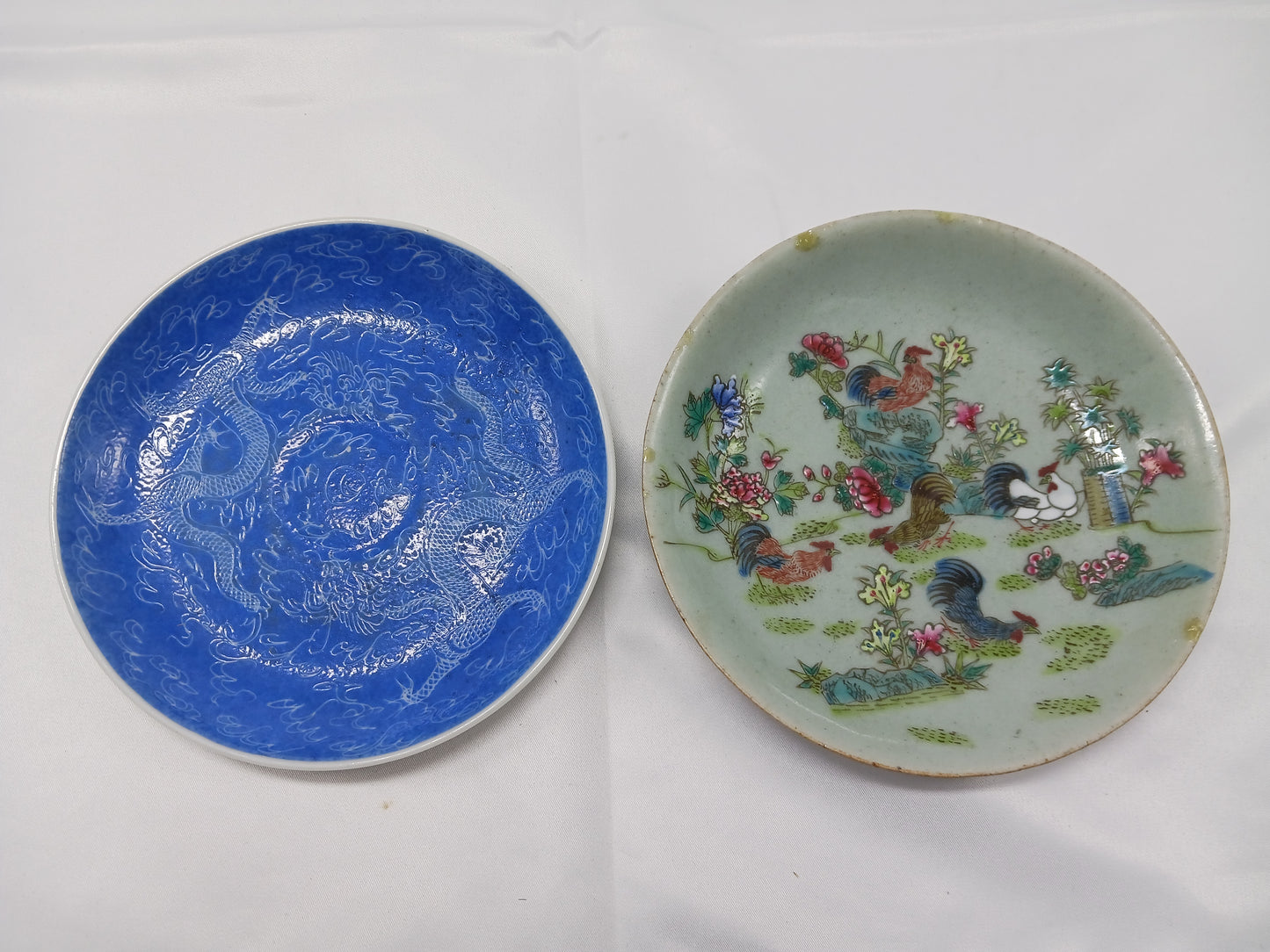 Blown blue glaze plate with dragon pattern and later famille rose chicken pattern plate (2404007)