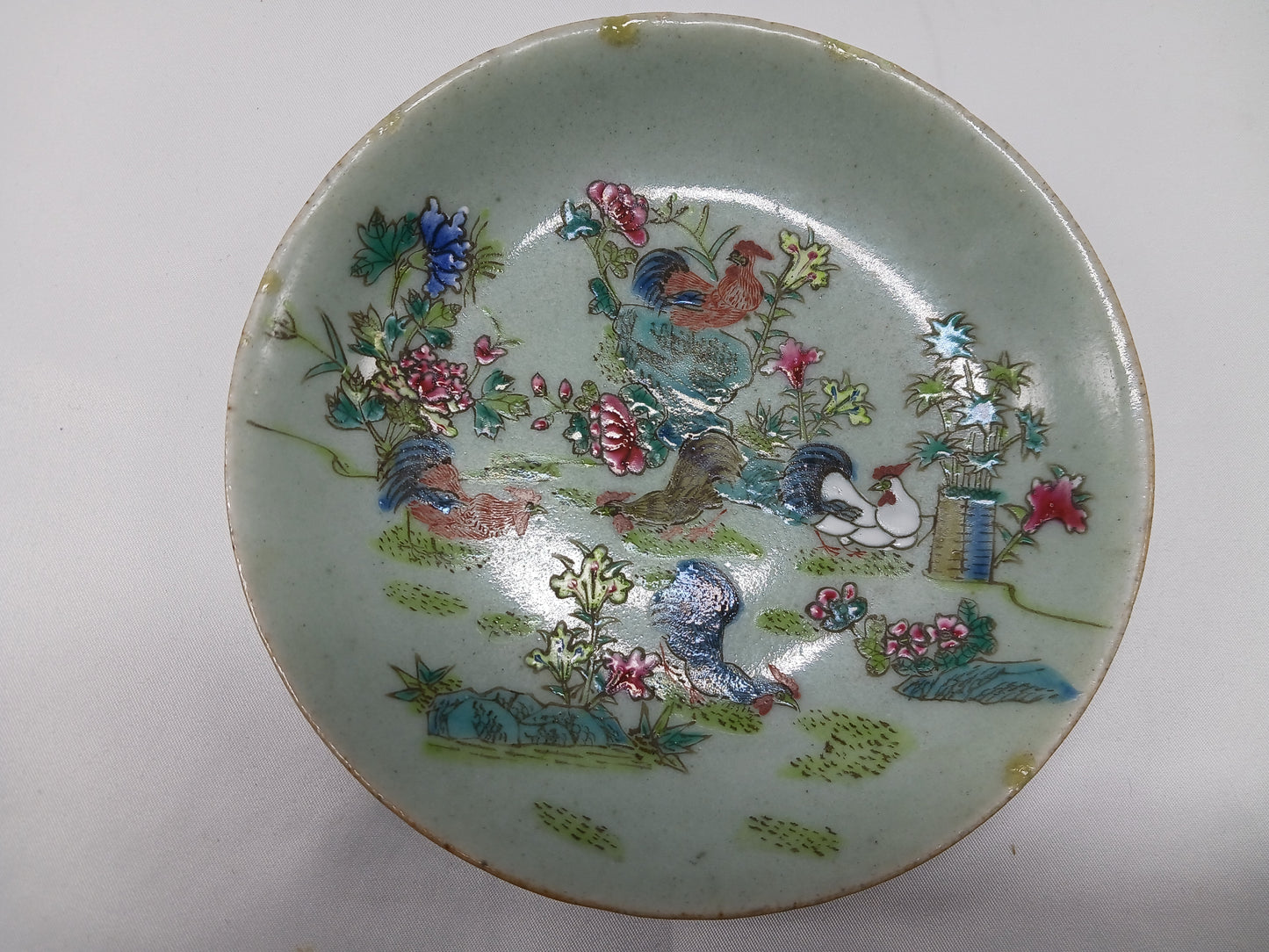 Blown blue glaze plate with dragon pattern and later famille rose chicken pattern plate (2404007)