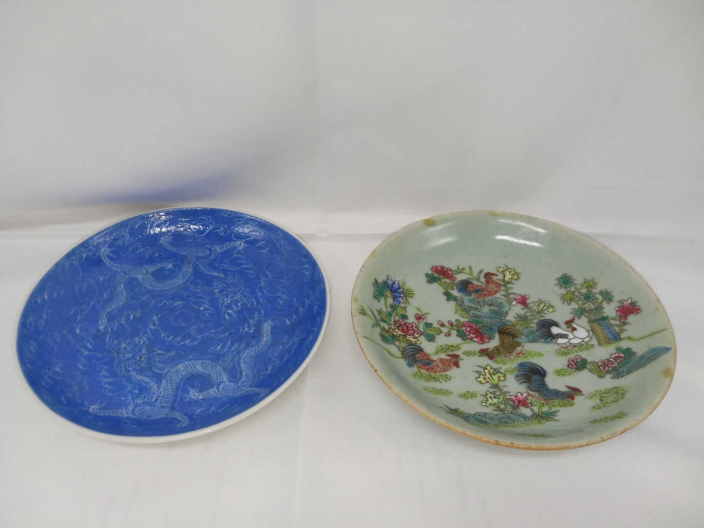 Blown blue glaze plate with dragon pattern and later famille rose chicken pattern plate (2404007)