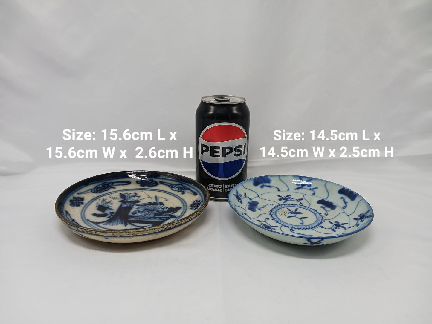 Early Qing Dynasty blue and white Ruyi pattern plate and Cizhou kiln system Bogu pattern plate (2404025)