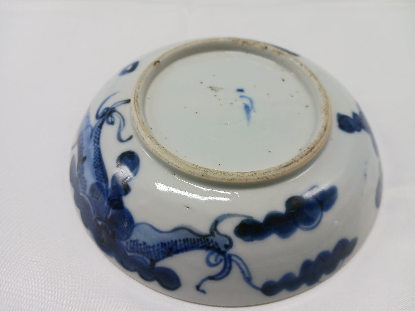 Qing Dynasty Yongzheng blue and white over-the-wall dragon and cloud pattern porcelain plate (2404033)