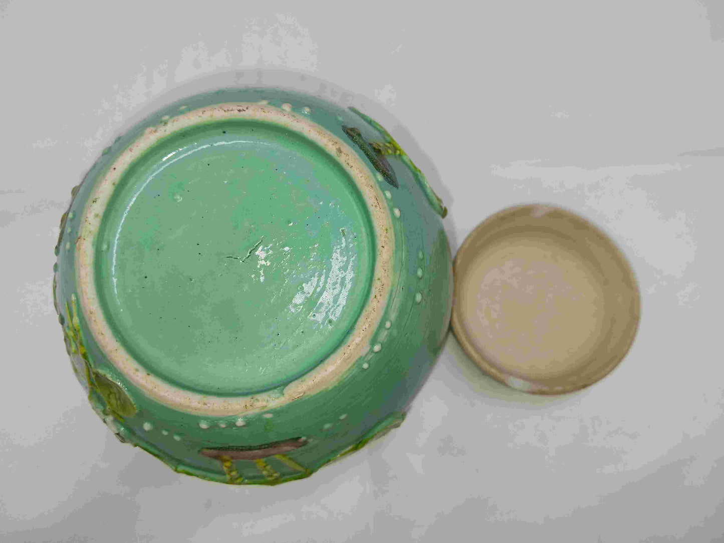 Turquoise green glazed pastel porcelain jar with Lianke plastic cover, Republic of China, 1912-1949 (2406096)